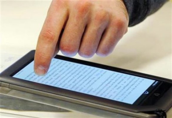 Vodafone lansează prima bibliotecă digitală din România
